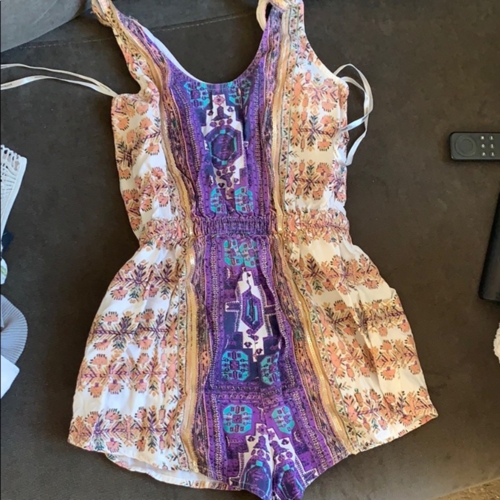 MINKPINK romper size small - Picture 5 of 11